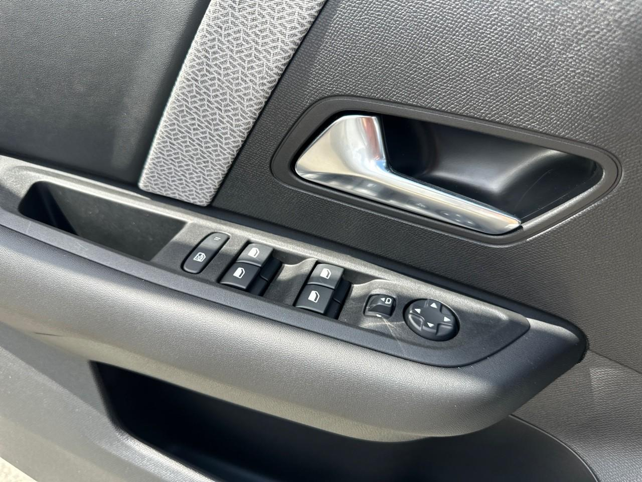 Citroën C4 puretech 130 eat8 max — photo 32