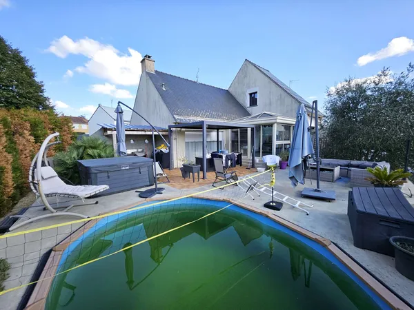 Maison 10 pièces 200 m²