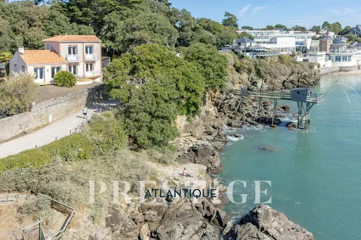 Maison 7 pièces 150 m²