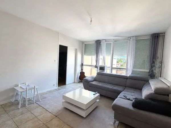 Appartement 4 pièces 81 m²