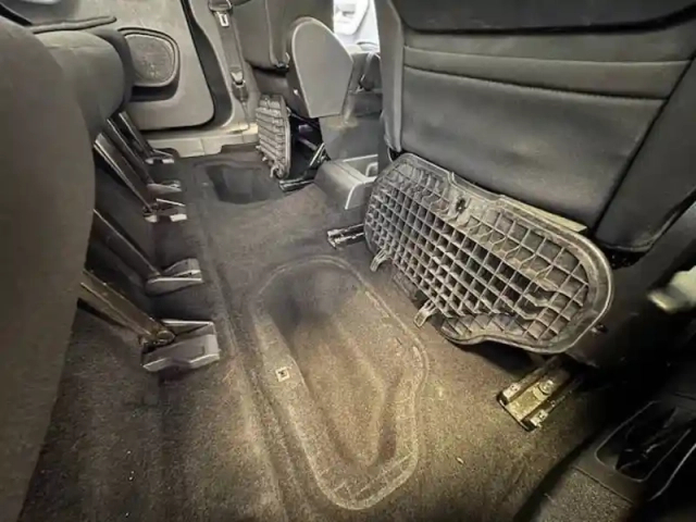 Citroën Berlingo taille m bluehdi 130 s&amp;s eat8 — photo 21