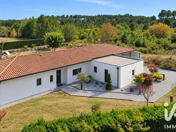 Maison 6 pièces 204 m²