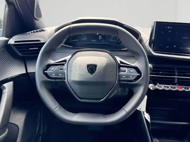 Peugeot 2008 e- 156ch 54 kwh style — photo 12