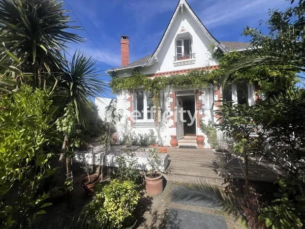 Maison 7 pièces 117 m²