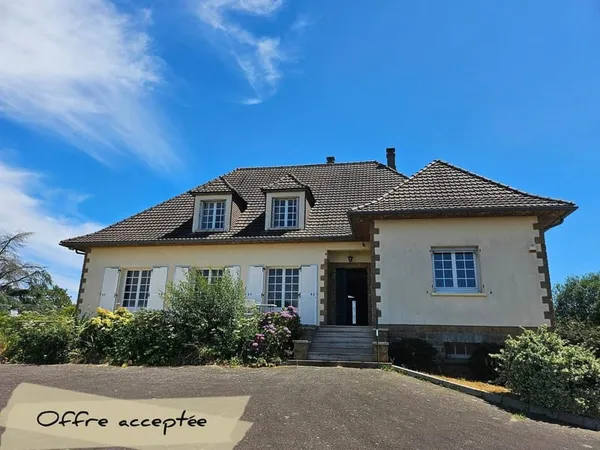 Maison pavillonnaire de 208m2,avec un revenu rbnb