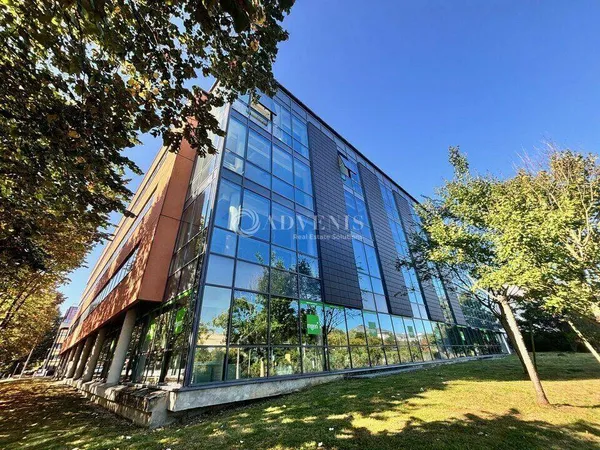 Bureaux 2609 m²