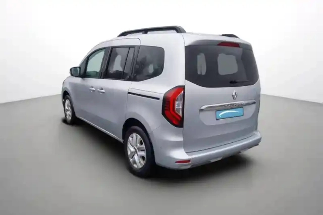 Renault Kangoo blue dci 115 — photo 70