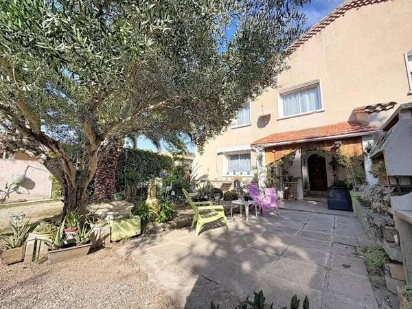 Maison 4 pièces avec jardin de plus de 730 m2