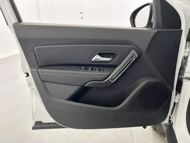 Dacia Duster blue dci 115 4x2 — photo 20