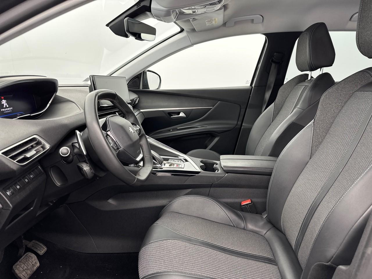 Peugeot 3008 hybrid 225 e-eat8 allure — photo 9