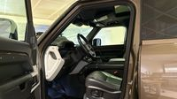 Land-Rover Defender 110 2.0 P400e X-Dynamic HSE — photo 12