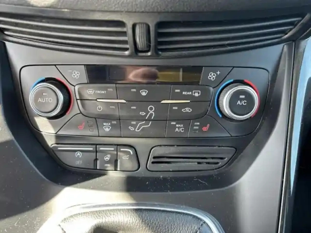 Ford Kuga 1.5 flexifuel-e85 150ch stop&amp;start titanium 170g 4x2 euro6.2 — photo 14