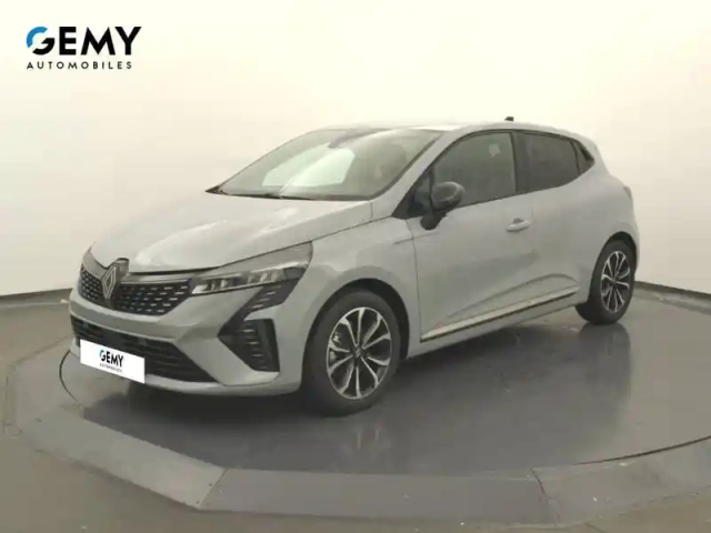 Renault Clio e-tech full hybrid 145
