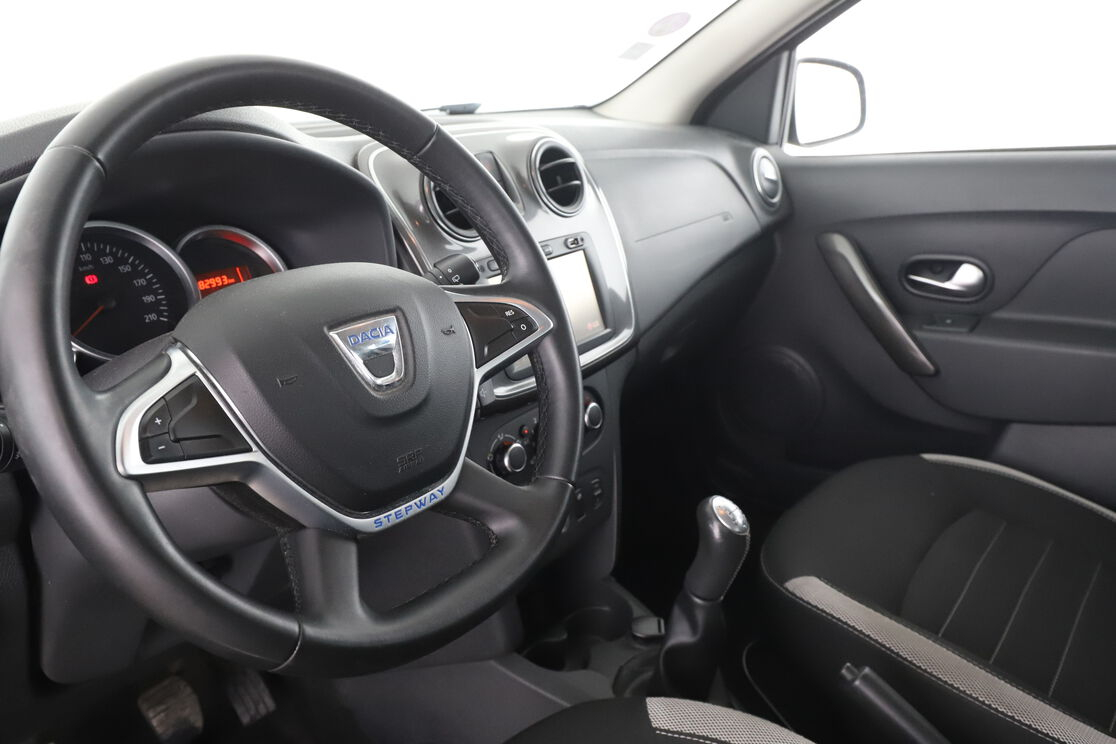 Dacia Sandero Stepway 0.9 TCe Prestige — photo 10