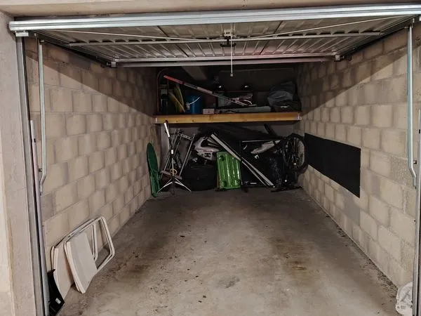 Garage avec mezzanine - 16 m²