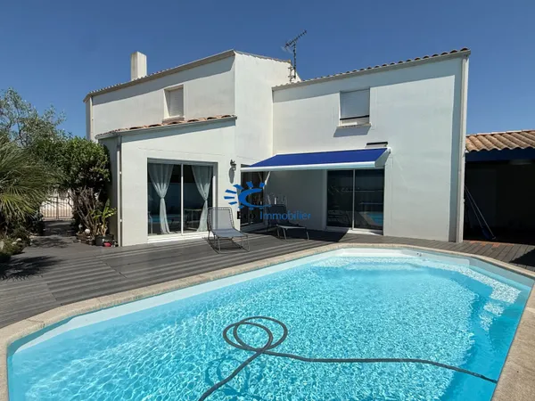 EXCLUSIVITÉ LAGORD MAISON FAMILIALE PISCINE
