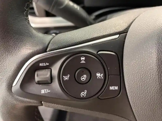 Opel Mokka -e 136ch ultimate — photo 14