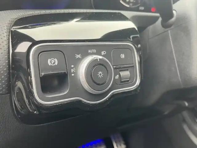 Mercedes Classe A 250 e hybrid eq amg line — photo 19