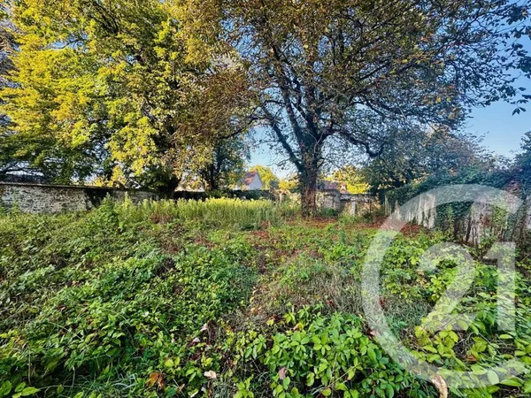 Terrain 643 m²