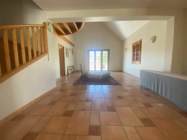 MAISON FAMILIALE