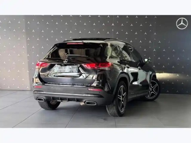 Mercedes Gla 200 d amg line — photo 25