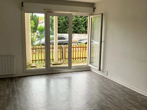 PESSAC - T2 50 m² LUMINEUX 181 000 - PARKING - RÉSIDENCE SÉCURISÉE