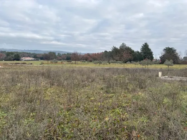 Terrain 474 m²