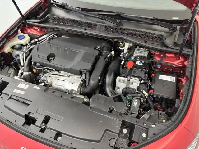Peugeot 508 hybrid 225 e-eat8 — photo 60
