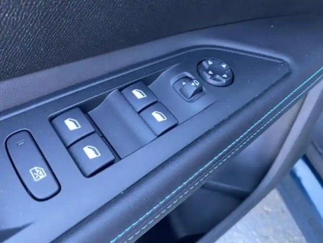 Peugeot 5008 ii puretech 130 s&amp;s allure — photo 28