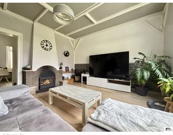 Maison 8 pièces 170 m²