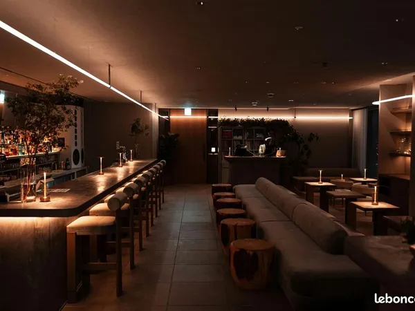 Restaurant 173 m² PARIS