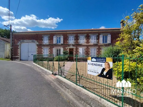 Maison 8 pièces 278 m²