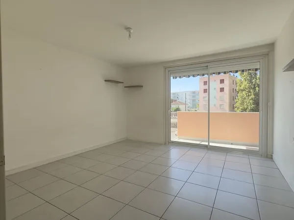 T3 avec 2 balcons, cellier et parking Résidence sécurisée