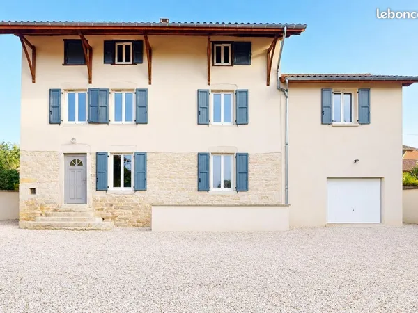 Maison 5 pièces 147 m²