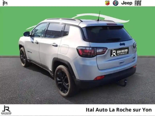 Jeep Compass 1.3 turbo t4 190ch phev 4xe night eagle at6 eawd — photo 8