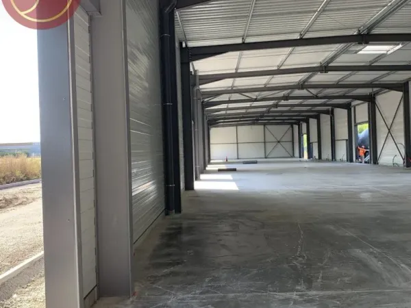 Local 900 m²