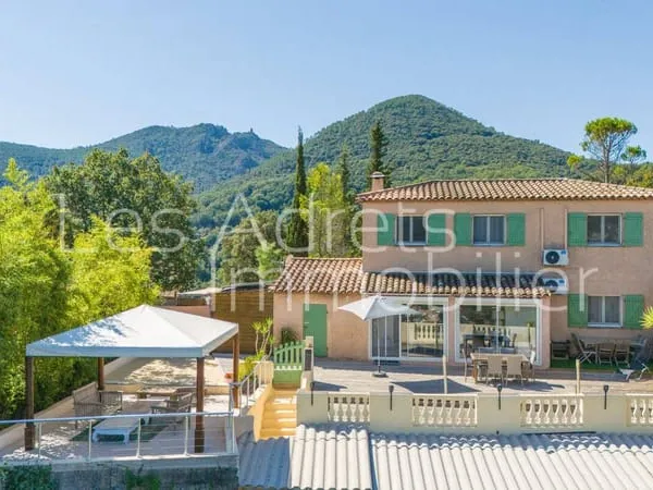 Maison 5 pièces 102 m²