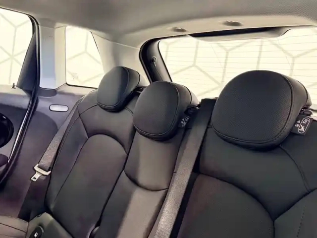 Mini Mini hatch 5 portes cooper 136 ch dkg7 — photo 20
