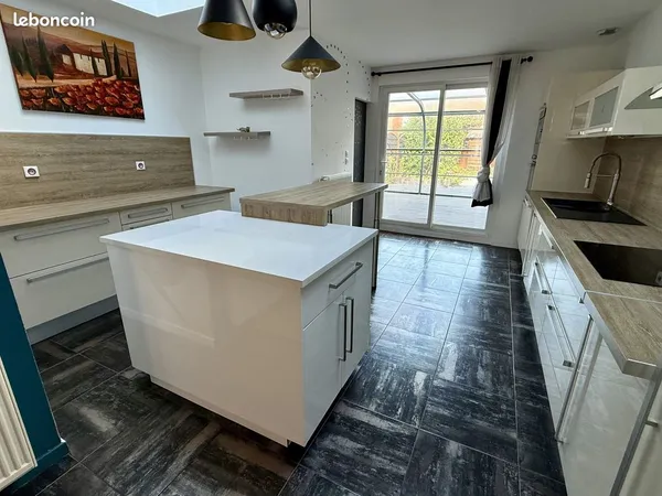 Maison 3 pièces 90 m²