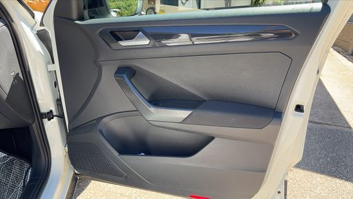 Volkswagen T-Roc 2.0 TDI 150 DSG7 - Carat – 2019 – 91025 km – Diesel – Boîte Automatique — photo 25