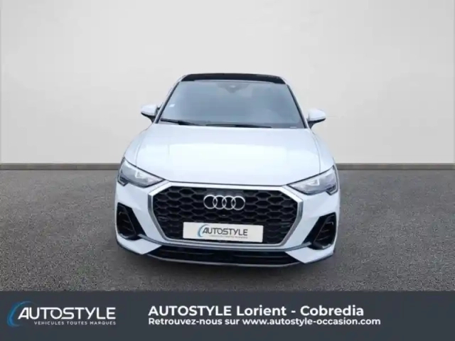 Audi Q3 sportback 35 tfsi 150ch design s tronic 7 — photo 12