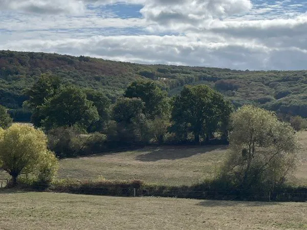 Location terrain