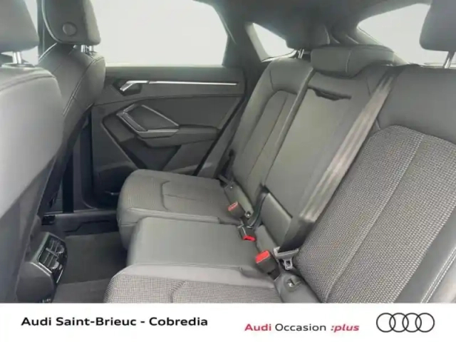 Audi Q3 sportback 35 tfsi 150ch s line s tronic 7 — photo 23