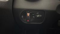 Audi A1 Sportback 1.0 TFSI 82ch Ambiente — photo 28