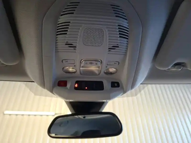 Peugeot 3008 puretech 130ch s&amp;s bvm6 — photo 30