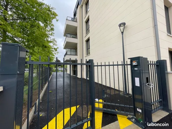 Bureau 46 m²