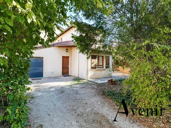 Vends maison de ville - 127.77 m² - 5 pièces, 4 chambres - Caluire Et Cuire 69300