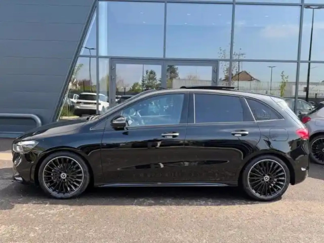 Mercedes Classe B 200 d amg line — photo 2