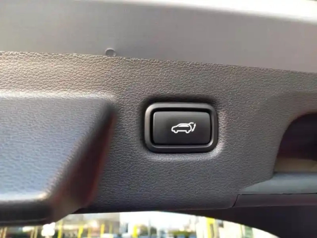 Kia Xceed 1.6 gdi 141ch phev lounge dct6 — photo 15
