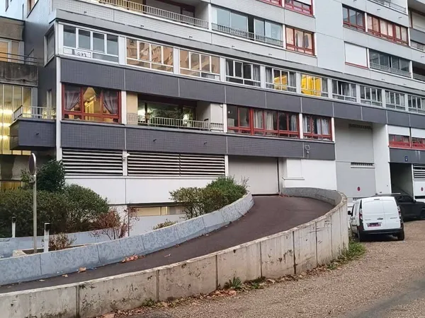 Parking 20 m²